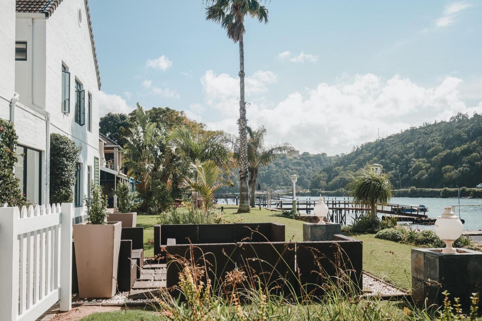 MyPond Stenden Hotel Port Alfred Extérieur photo